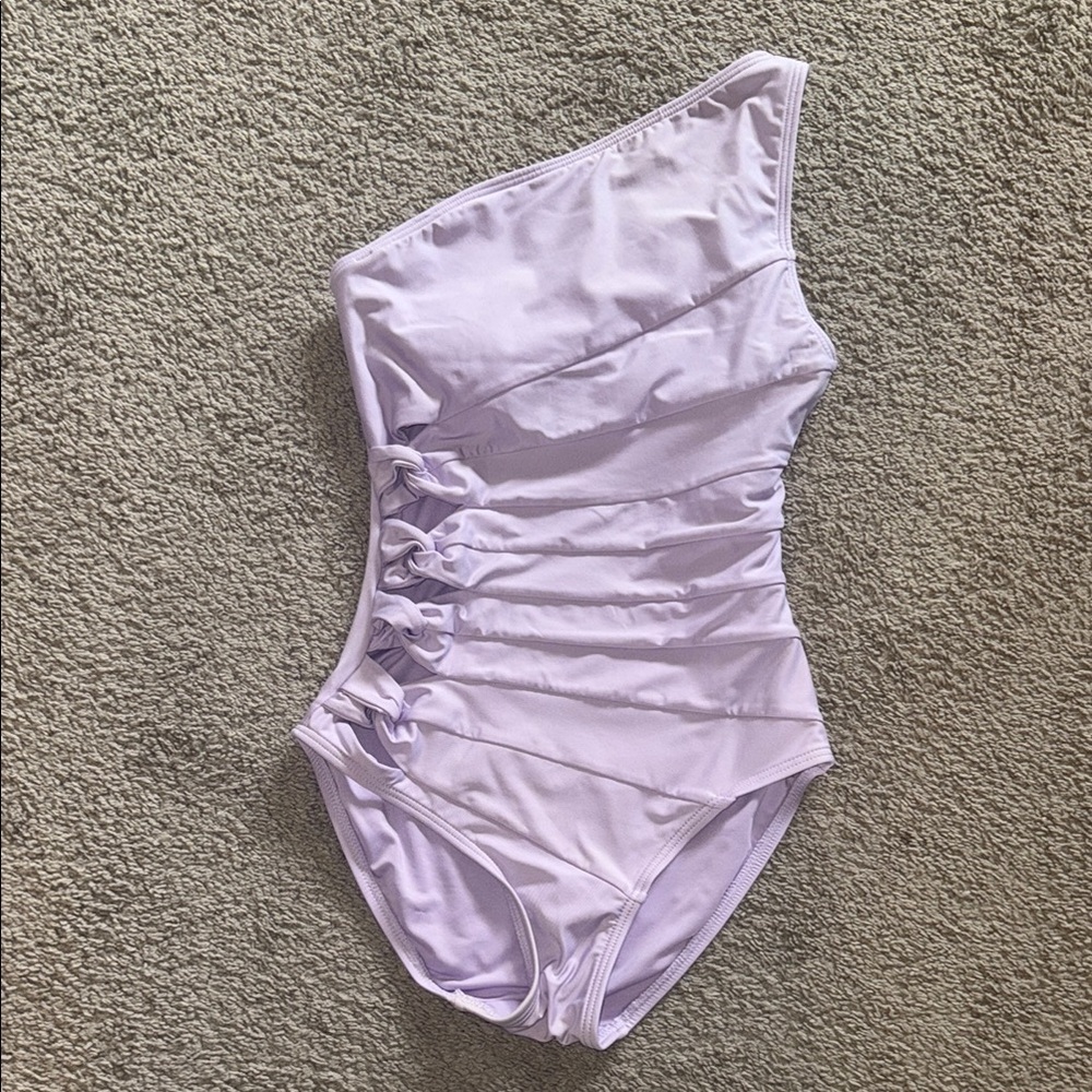 Carmen Marc Valvo swimwear size 4
